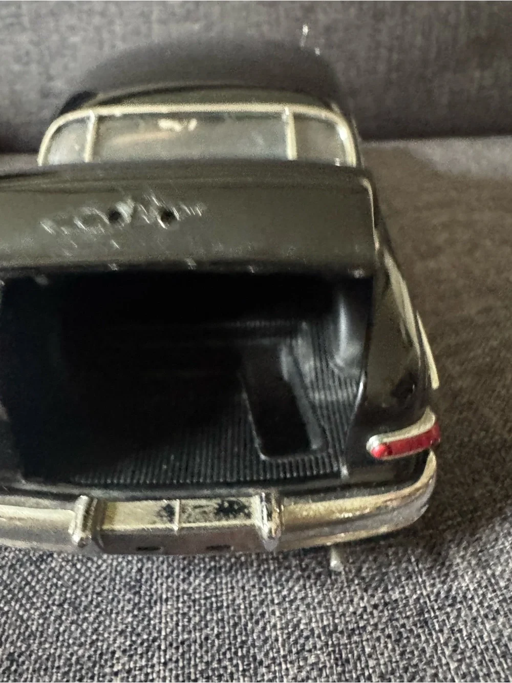 Danbury Mint 1949 Mercury Club Coupe 1:24 Diecast Model Black White Walls